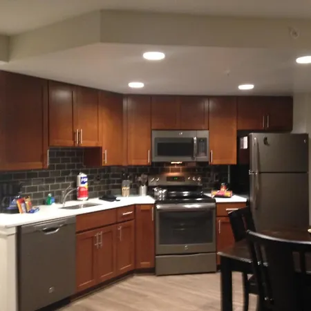National At Virginia Square Appartement
